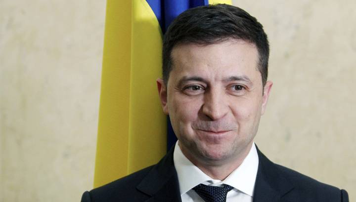 Президент Украины внес в Раду проект изменений в конституцию