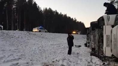 15 человек пострадали в крупном ДТП с автобусом в Свердловской области