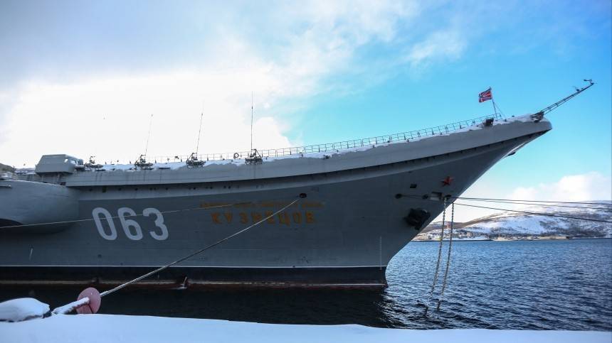 Плановый ремонт на «Адмирале Кузнецов» продолжается, несмотря на произошедший пожар