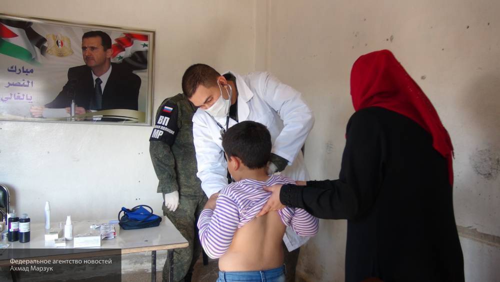 Российские военные врачи накапливают боевой опыт, оказывая помощь жителям Сирии