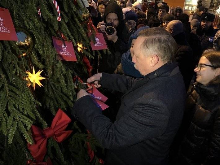 Беглов пригласил гостей и жителей Петербурга на новогоднюю&nbsp;ярмарку