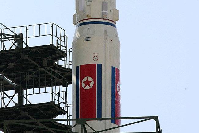 Северная Корея испытывает загадочный ракетный двигатель