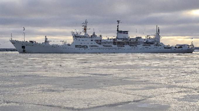 Судно "Адмирал Владимирский" завершило поход в Северном море