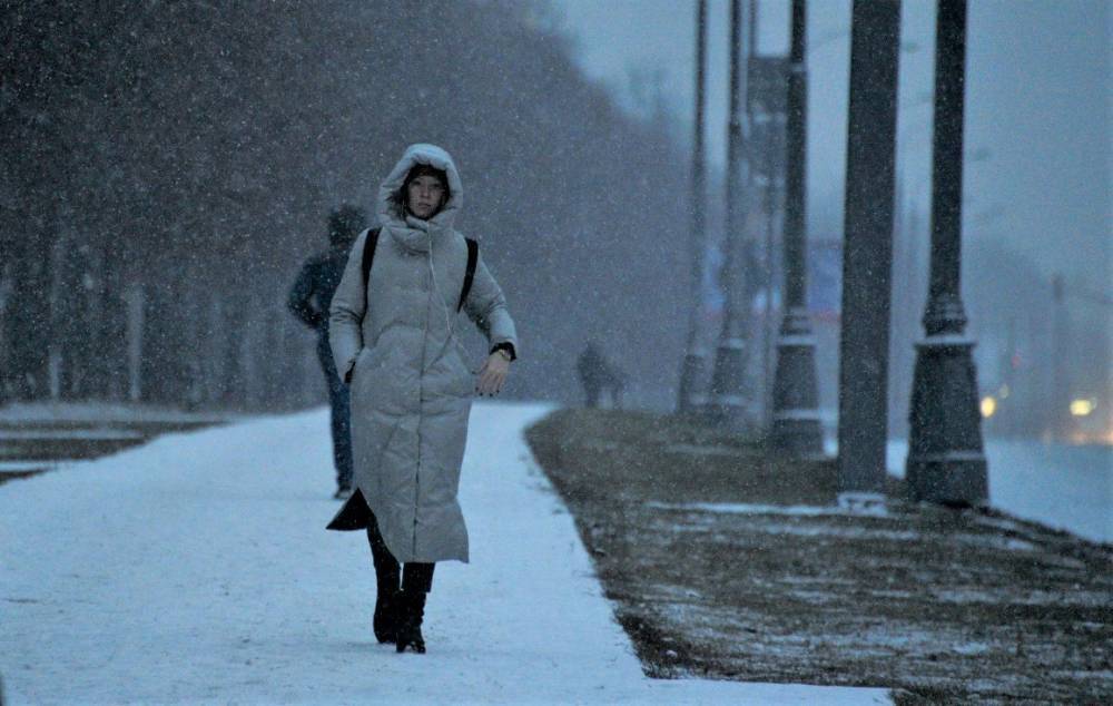 «Желтый» уровень опасности объявили в Москве из-за снега и обледенения