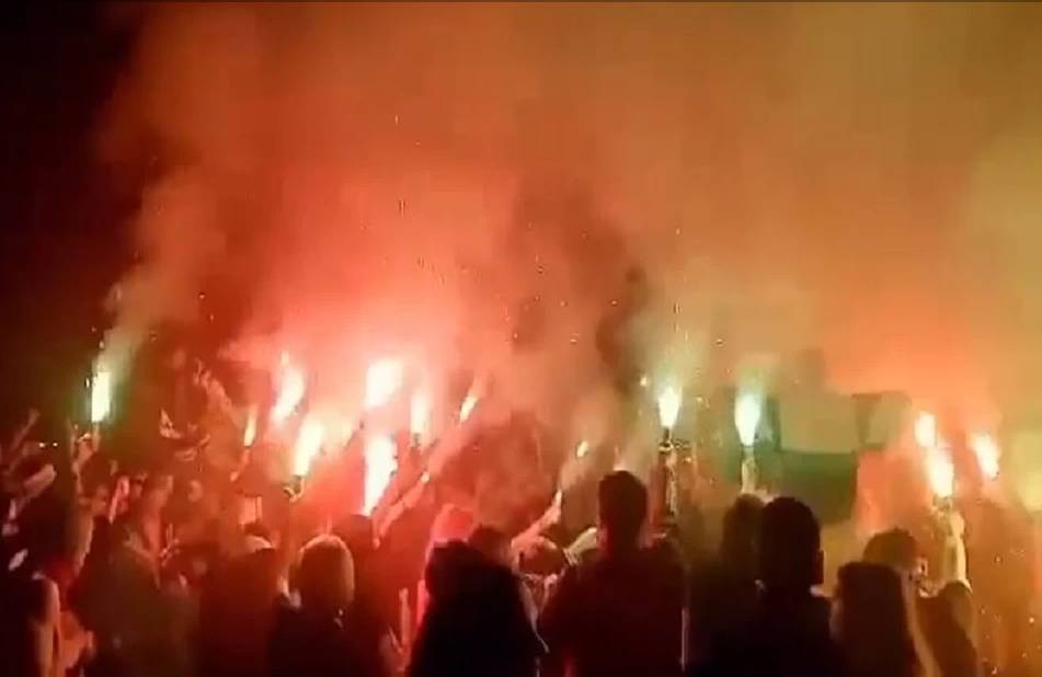 В Перми на концерте Макса Коржа поклонники устроили пожар