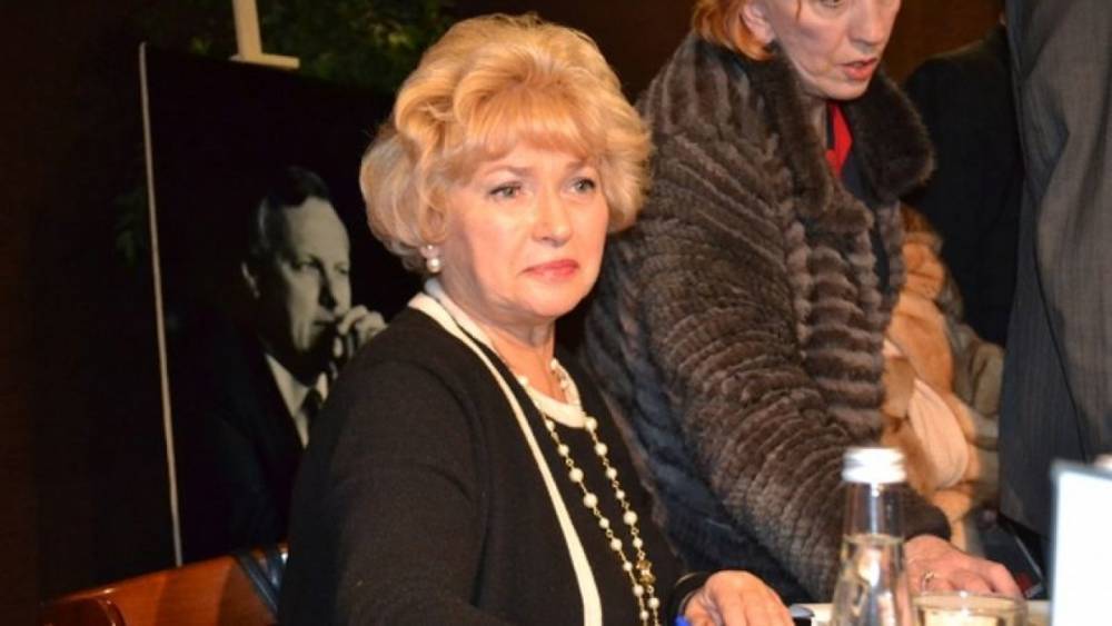 Нарусова рассказала, почему статью Собчака о смерти Сахарова опубликовали спустя 21 год