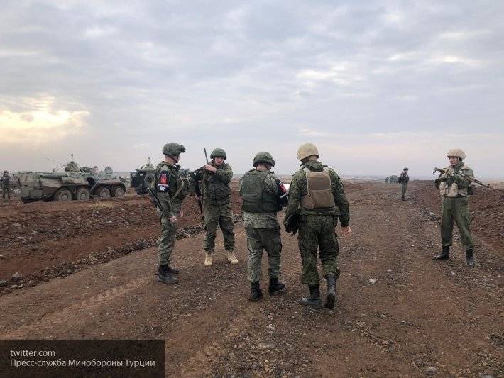 Патрулирование военной полиции РФ стало важным шагом в решении кризиса в Сирии — эксперт