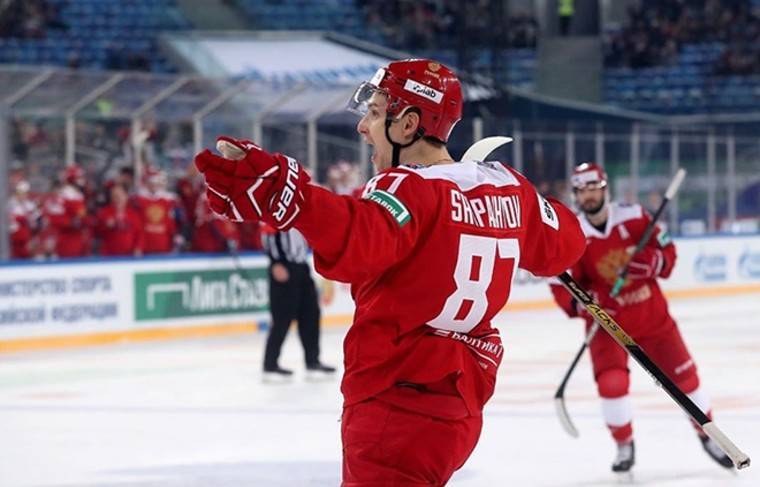Российские хоккеисты обыграли финнов в матче Кубка Первого канала