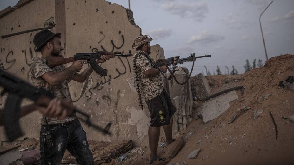 Боевики из RADA атаковали штаб-квартиру коллег-террористов в Триполи