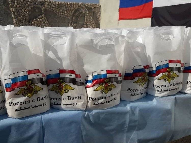 Военные РФ доставили жителям населенных пунктов Сирии более 1000 продовольственных наборов