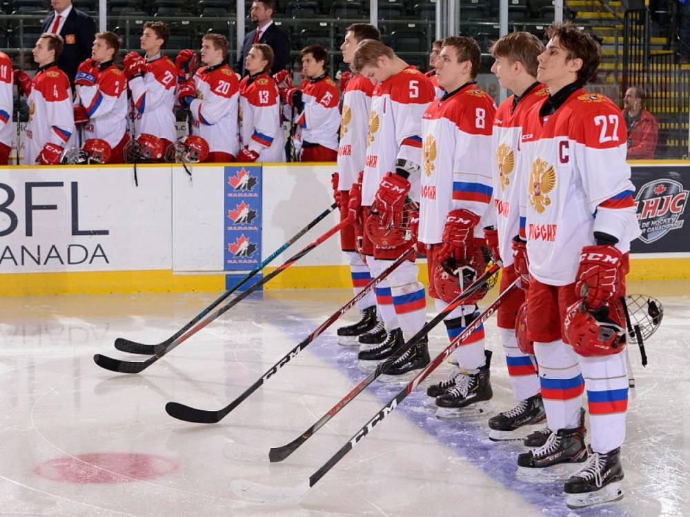Юниорская российская сборная по хоккею победила в Мировом кубке вызова