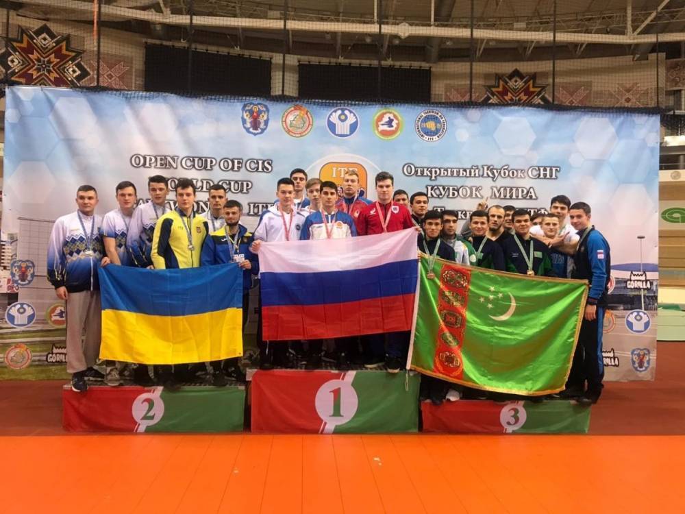 Петербуржцы завоевали золотые медали на Кубке мира по тхэквондо