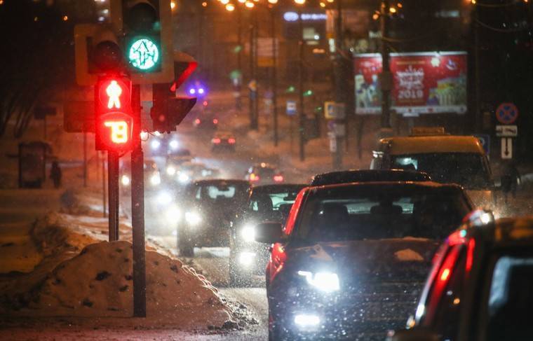 Количество машин в Москве увеличится перед новогодними праздниками