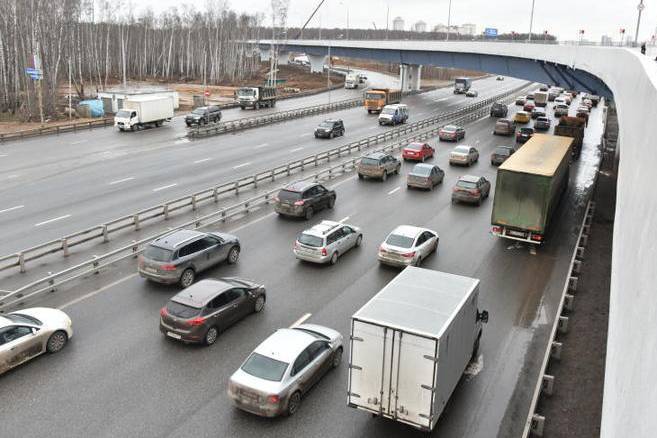 ЦОДД предупредил об увеличении количества автомобилей на дорогах столицы