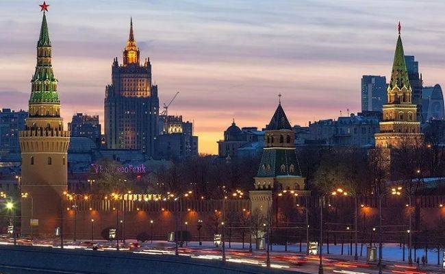 В Кремле призвали проанализировать законопроект о децентрализации Украины