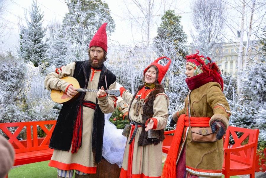 На фестивале "Путешествие в Рождество" покажут более сотни уличных спектаклей