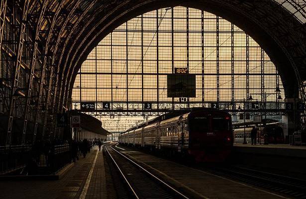 В Москве пять железнодорожных вокзалов проверяют из-за угрозы взрыва