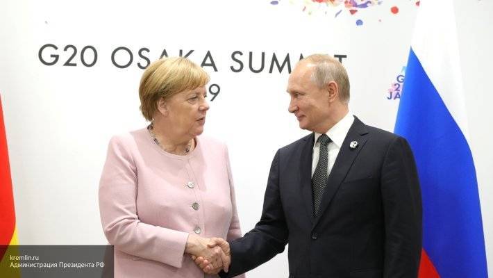 Путин и Меркель обсудили обеспечение энергобезопасности ЕС