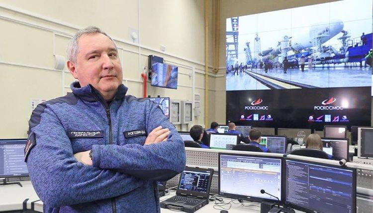 Рогозин рассказал о планах создать универсальный «лифт» на Луну