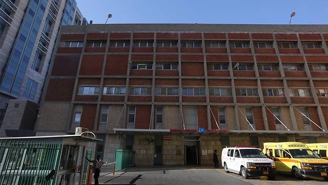 В иерусалимской больнице пациентку выкидывают из приемного покоя через суд