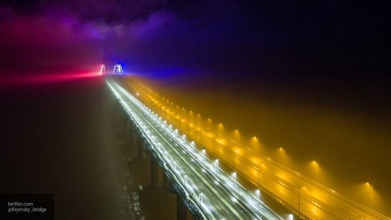 Пораженный красотой подсвеченного Крымского моста бывший депутат ВР проклял Киев 2014 года