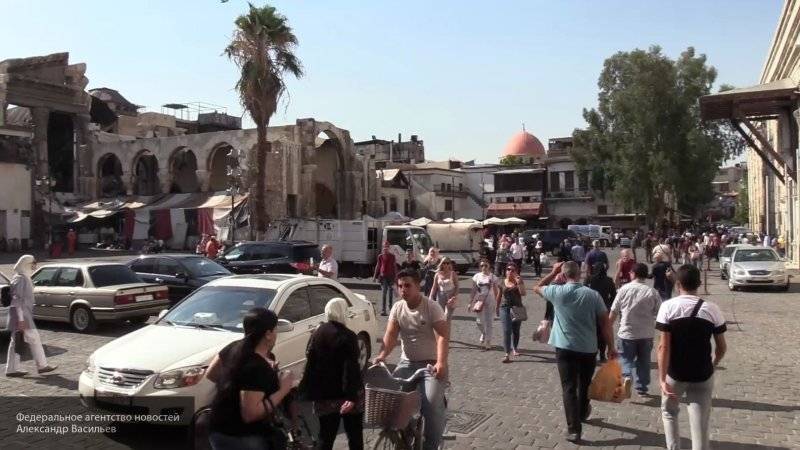 Автомобиль с водителем внутри взорвался в сирийском Дамаске