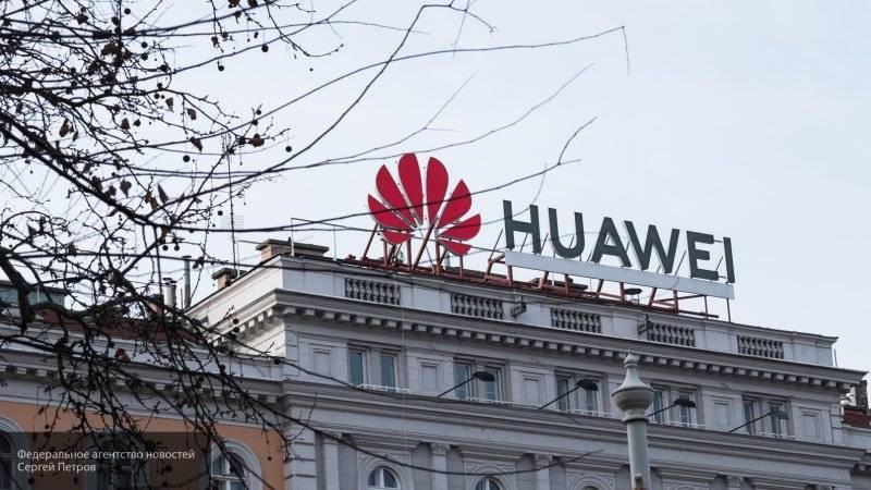 Huawei и Honor объявили о больших скидках на смартфоны перед Новым годом