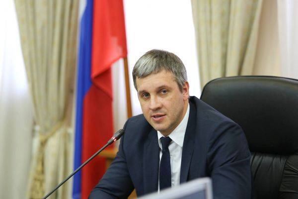 Вице-губернатор Иркутской области уходит с поста вслед за начальником
