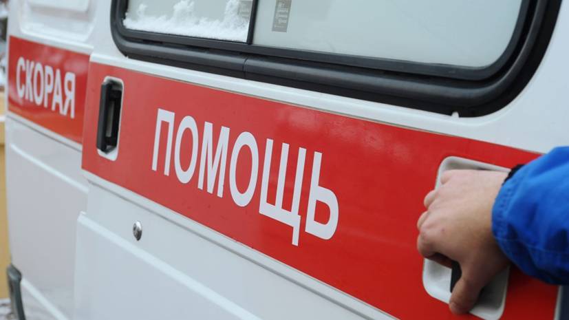 Шесть детей доставили в больницу в Ленобласти после задержания их отца