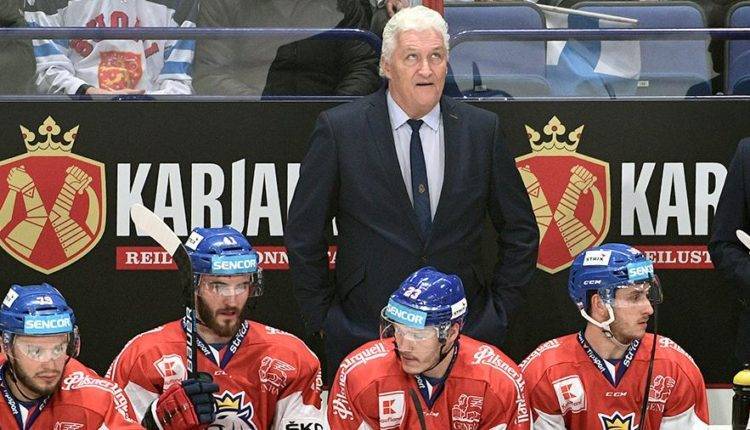 Тренер сборной Чехии рассказал о реакции команды на ошибку с гимном в Москве