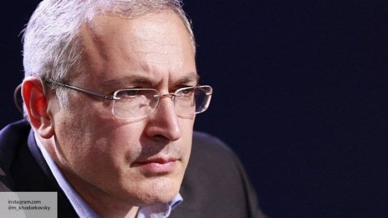 Разочарованный в Ройзмане Ходорковский сделал ставку на Шлосберга и вновь проиграл