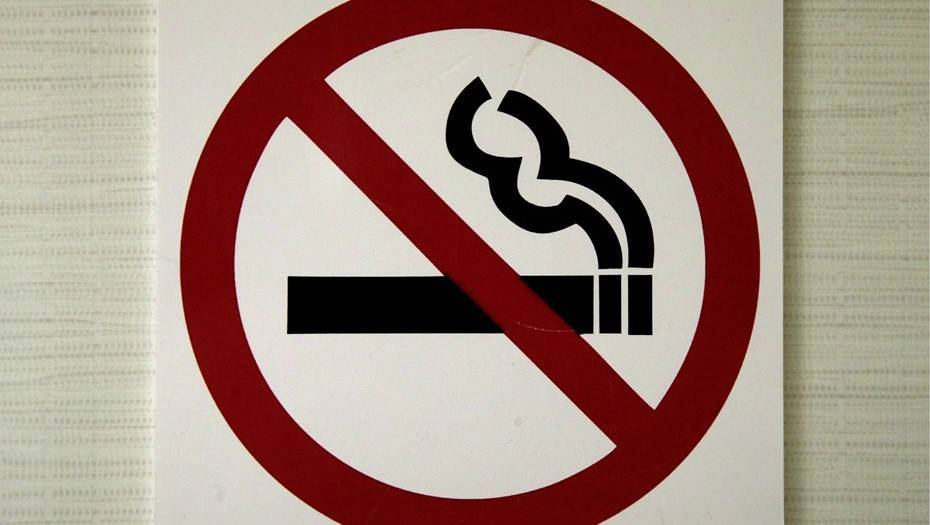 В Госдуму внесли законопроект о запрете курения на кухнях коммуналок