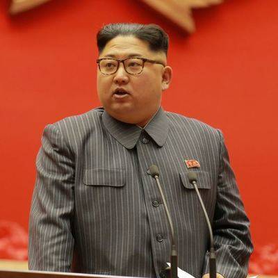 В Пхеньяне показали документальный фильм о заслугах Ким Чен Ына