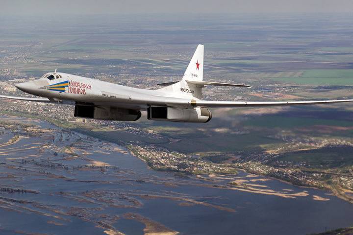 Россия запустила серийное производство стратегических Ту-160М