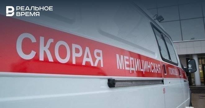 В Казани выпала из окна 13-летняя девочка