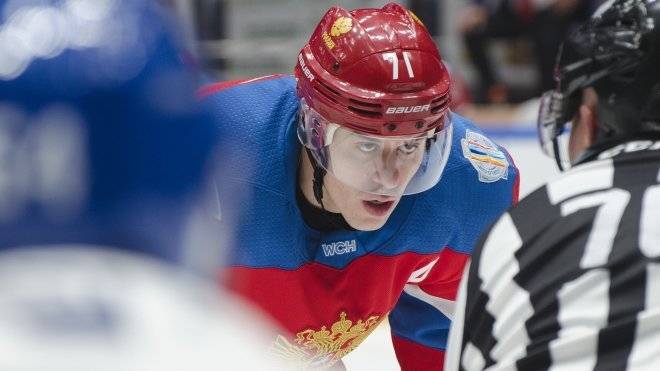 Малкин стал четвертым в НХЛ среди россиян по очкам за карьеру
