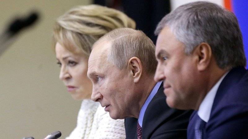 Володин отчитал кабмин за торможение работы по реализации послания Путина