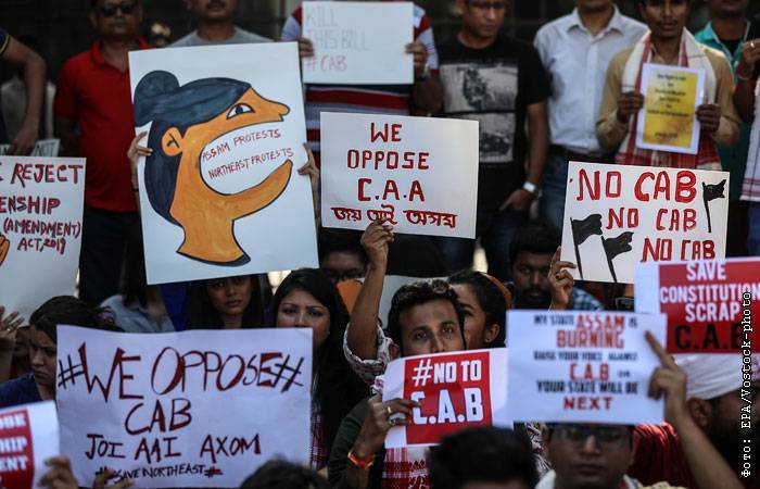 Верховный суд Индии отложил рассмотрение жалоб на закон о гражданстве на фоне беспорядков