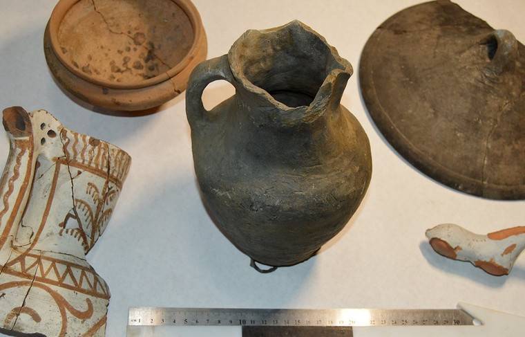 Археологи нашли более 900 артефактов в центре Москве