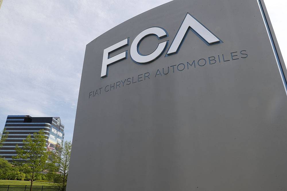 Компании Peugeot и Fiat Chrysler подписали соглашение о слиянии