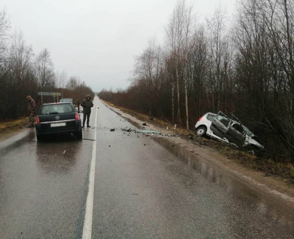 За сутки в ДТП в Новгородской области погибли четыре человека и столько же получили травмы