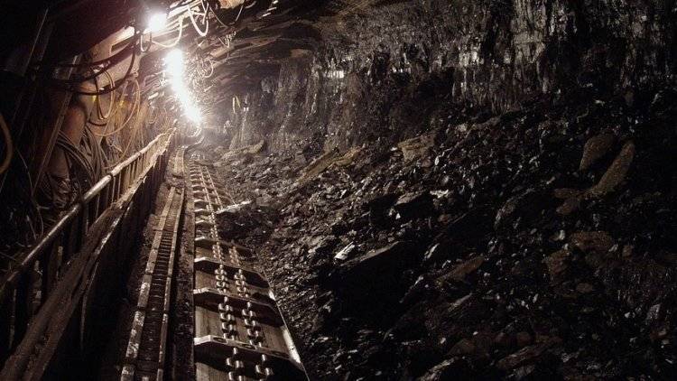 Обвал произошел на шахте в подконтрольной Киеву части Донецкой области