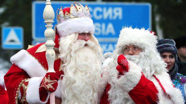 Дед Мороз и Йоулупукки встретились на российско-финской границе
