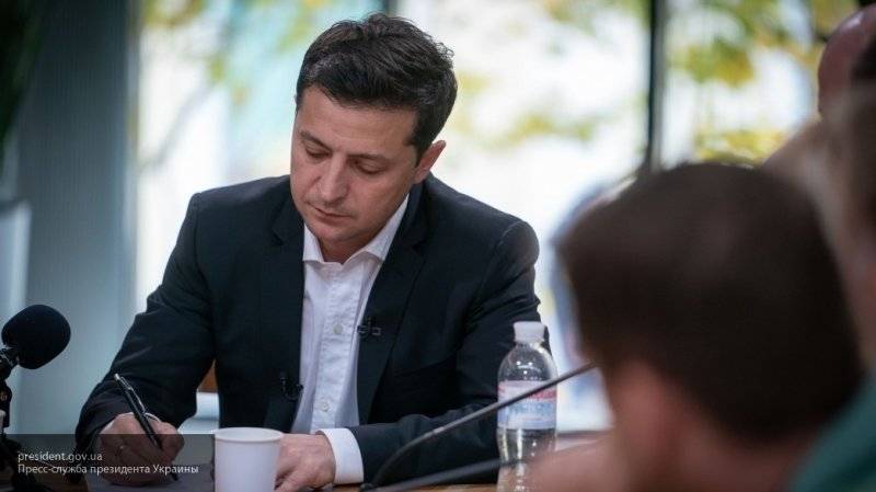 Зеленский подписал закон, продлевающий действие особого статуса Донбасса