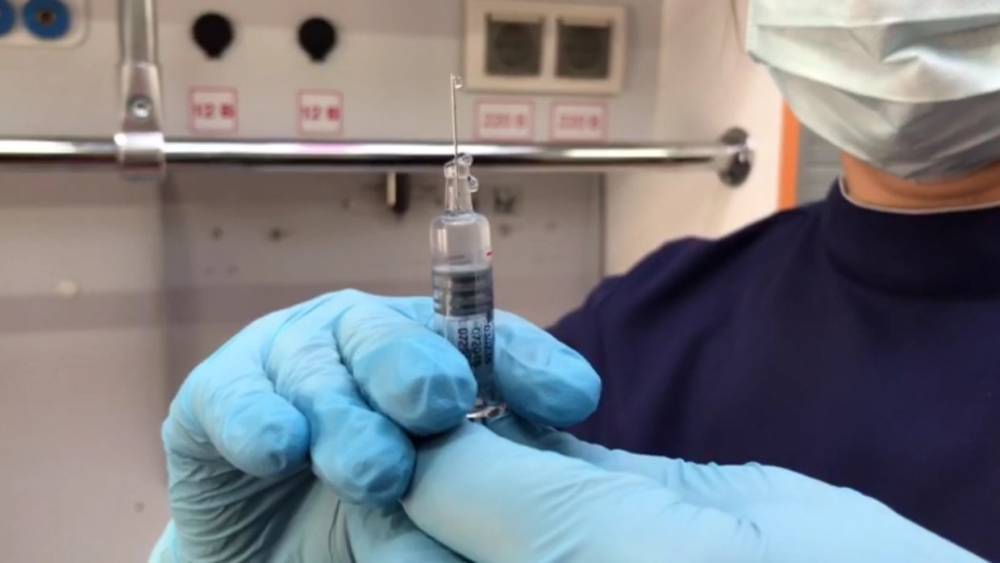 На вакцинацию трудовых мигрантов от кори в Петербурге выделили десять тысяч доз препарата