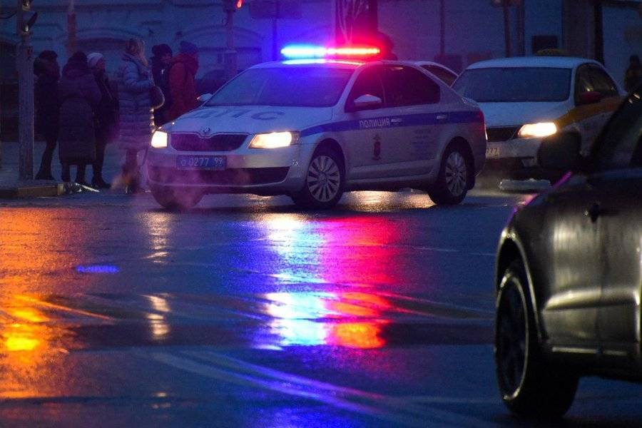 Легковой автомобиль и машина скорой помощи столкнулись на северо-востоке Москвы