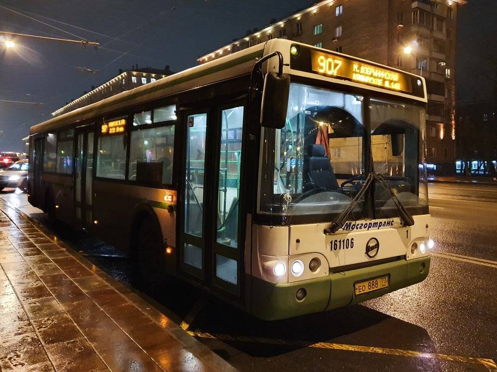 Появилось видео последствий аварии с автобусом на юге Москвы