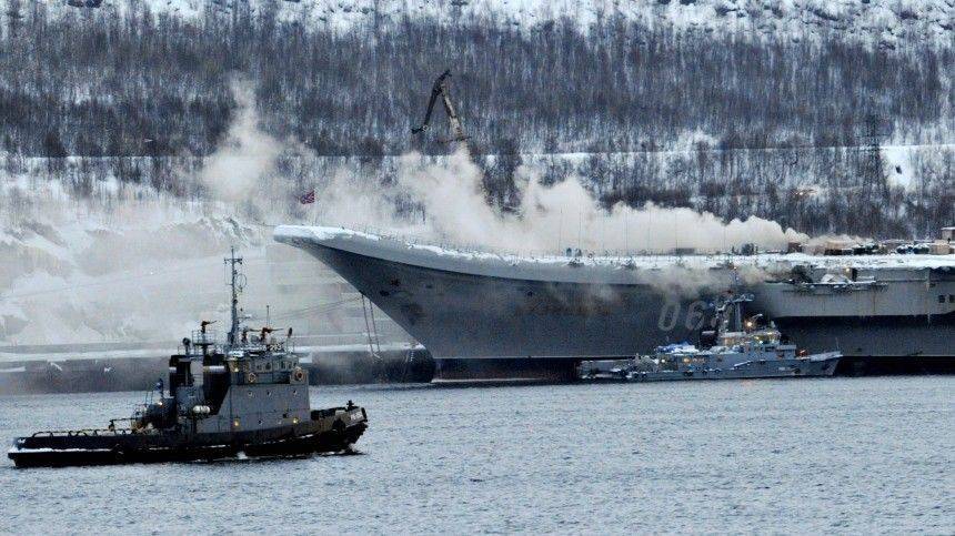 Названа сумма ущерба от пожара на крейсере «Адмирал Кузнецов»