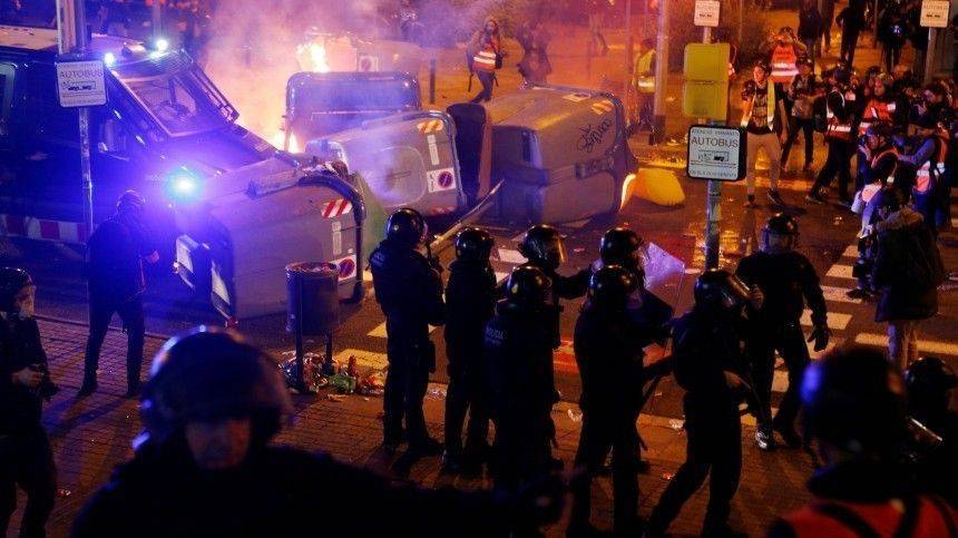 «Демократическое цунами» прокатилось по Барселоне