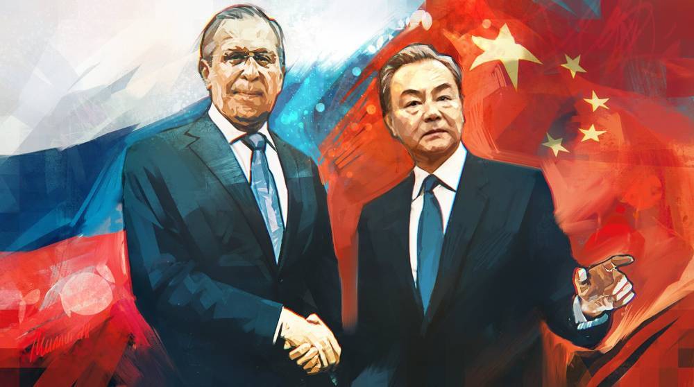 Глава китайского МИД уверен в прочности отношений с Россией